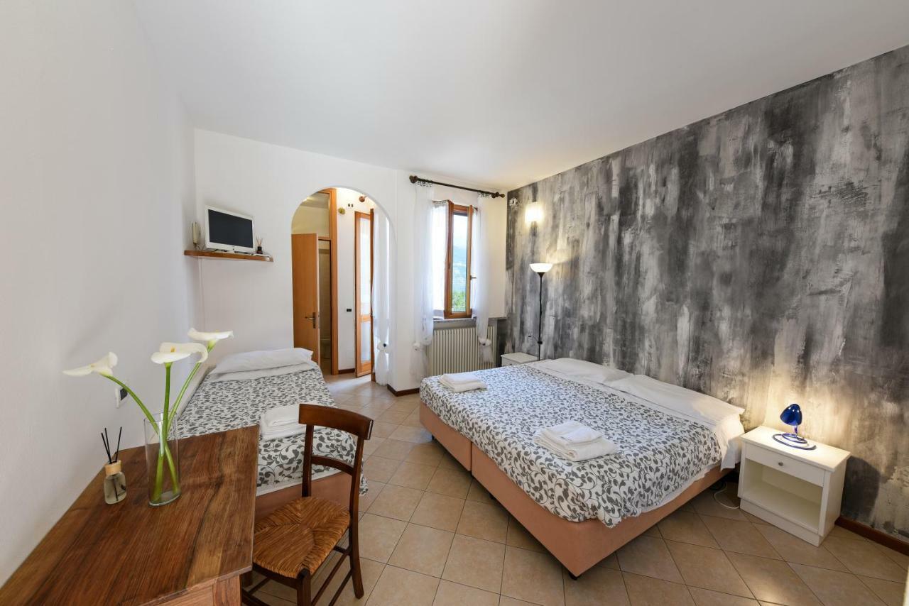 Locanda Dell'Era Dorio Eksteriør bilde
