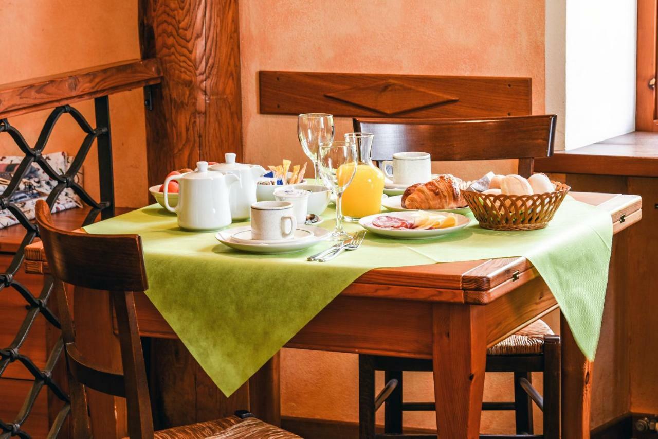 Locanda Dell'Era Dorio Eksteriør bilde